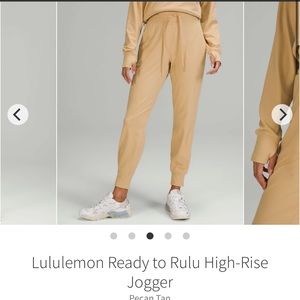 Lulu Lemon ready to rulu joggers.